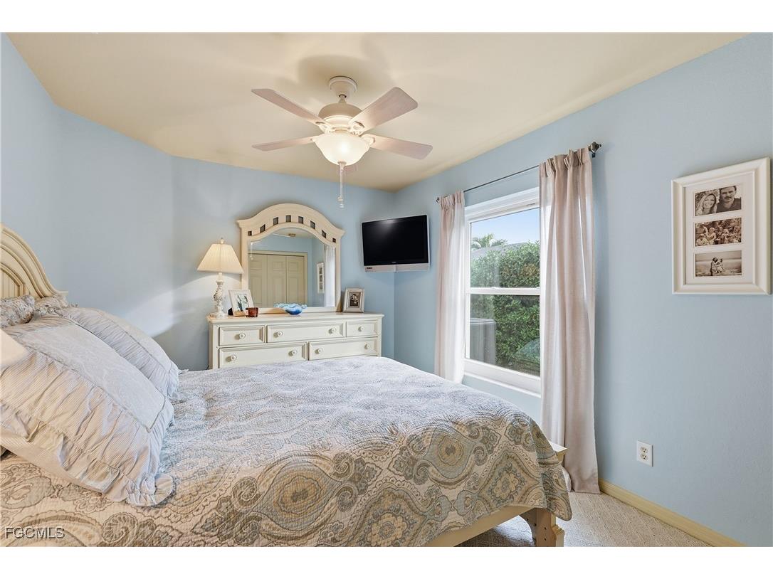 927 SW 28th Terrace Cape Coral FL 33914 2026004404 image32