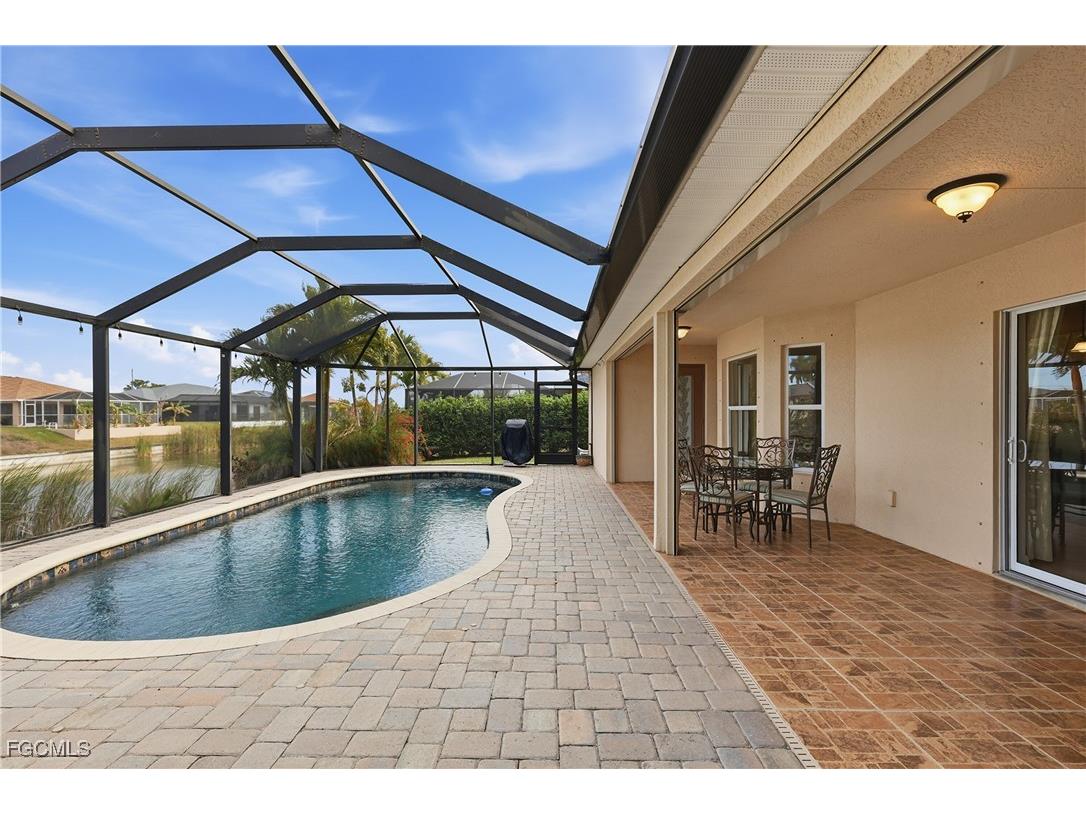 927 SW 28th Terrace Cape Coral FL 33914 2026004404 image34