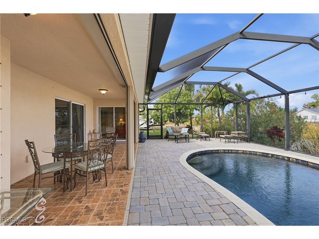 927 SW 28th Terrace Cape Coral FL 33914 2026004404 image36