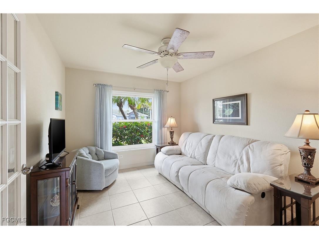 927 SW 28th Terrace Cape Coral FL 33914 2026004404 image8