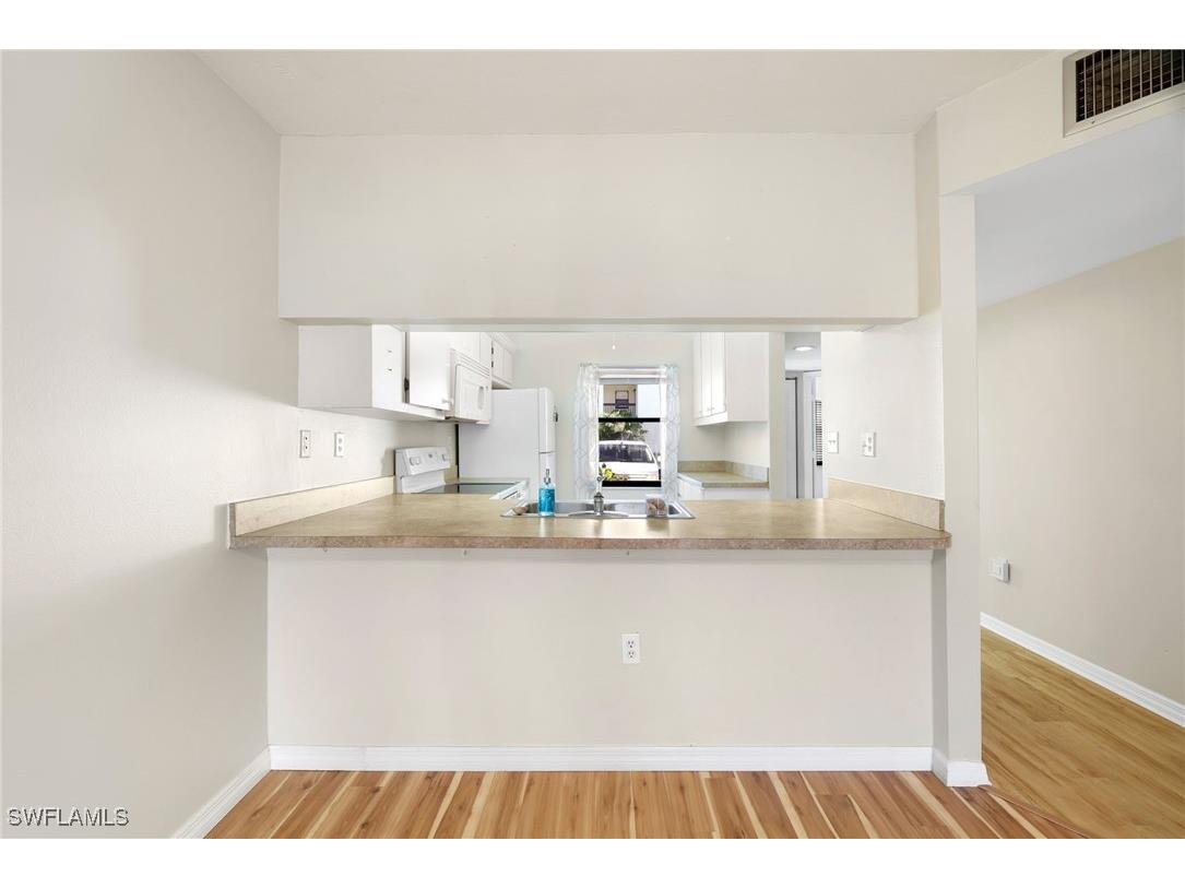 9270 Lake Park Drive #101 Fort Myers FL 33919 225075728 image21