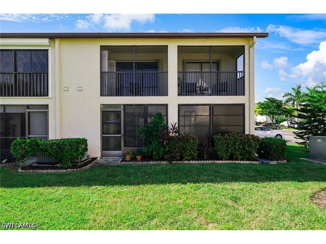 9270 Lake Park Drive #101 Fort Myers FL 33919 226016718 image11