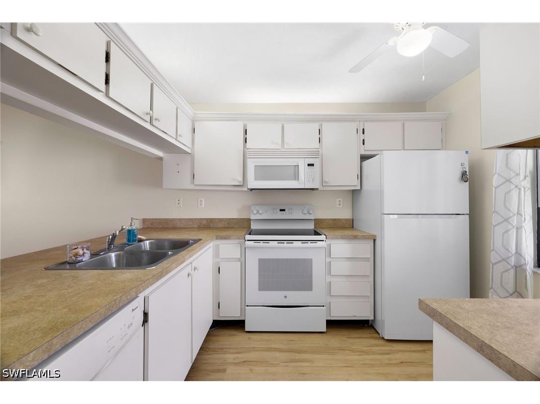 9270 Lake Park Drive #101 Fort Myers FL 33919 226016718 image7