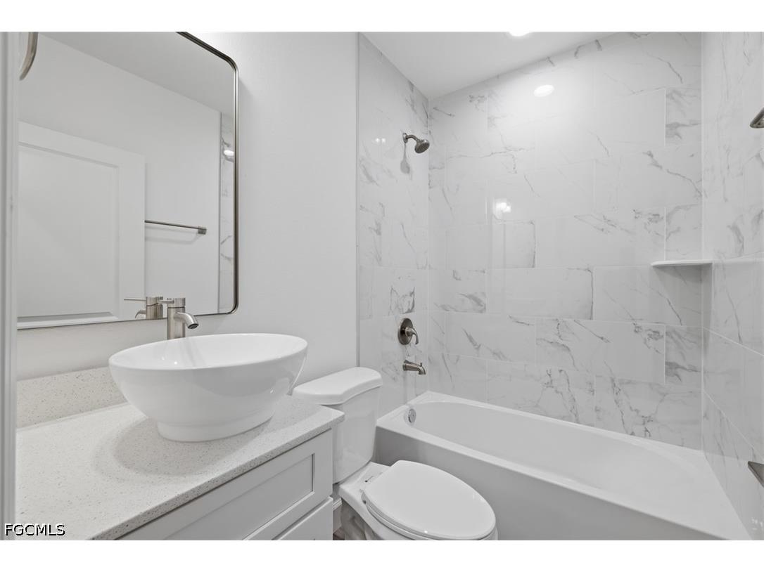 9275 Anita Avenue Englewood FL 34224 2026014404 image12