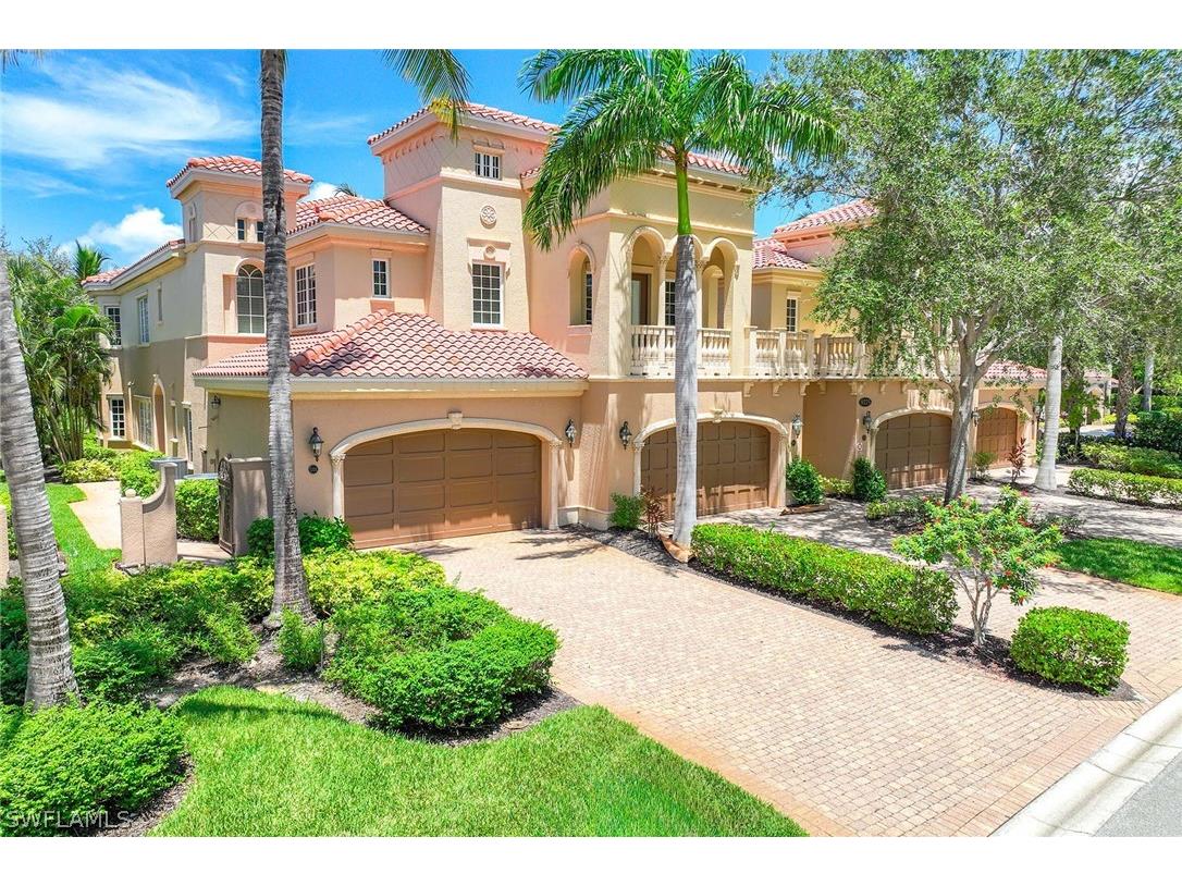 9275 Menaggio Court #101 Naples FL 34114 224052174 image1