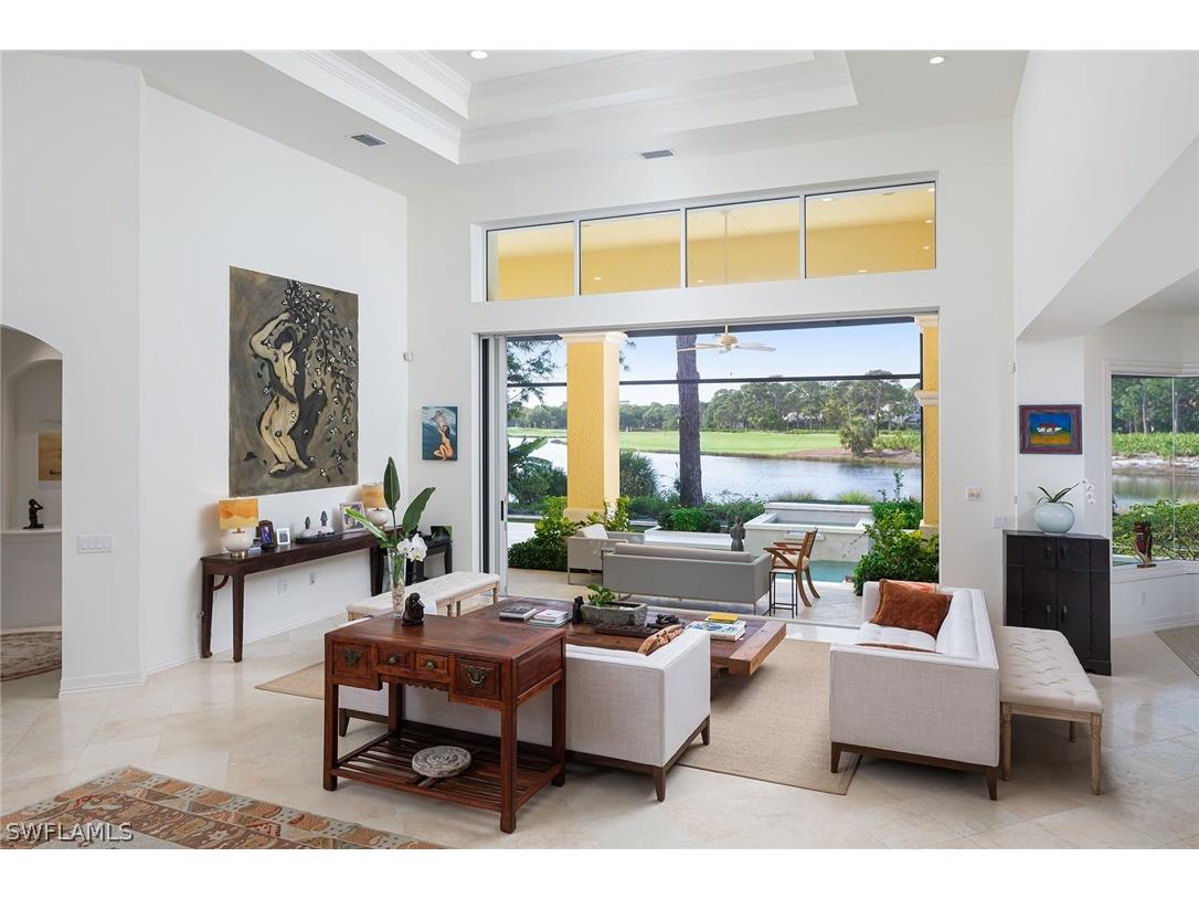 928 Barcarmil Way Naples FL 34110 224026977 image1