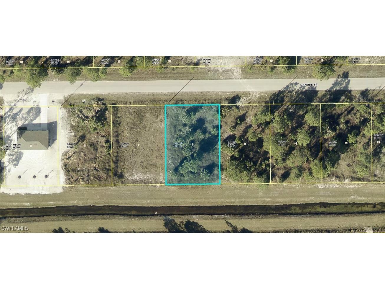 928 Danube Street Lehigh Acres FL 33974 224078890 image1