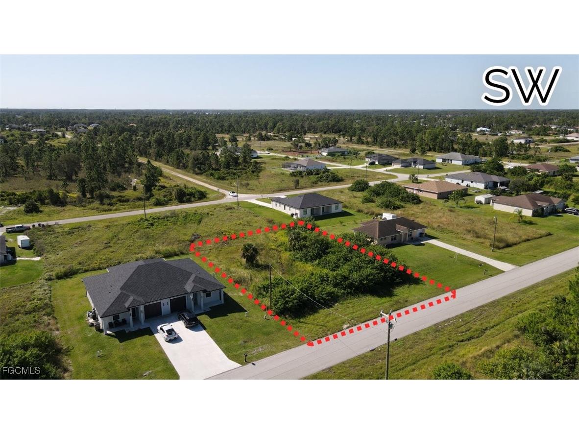 928 Jaguar Boulevard Lehigh Acres FL 33974 2025017745 image5