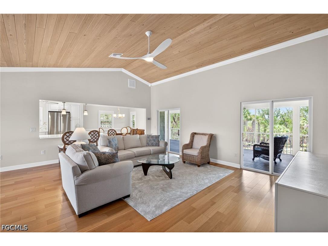 928 Pepper Tree Place Sanibel FL 33957 2026023786 image4