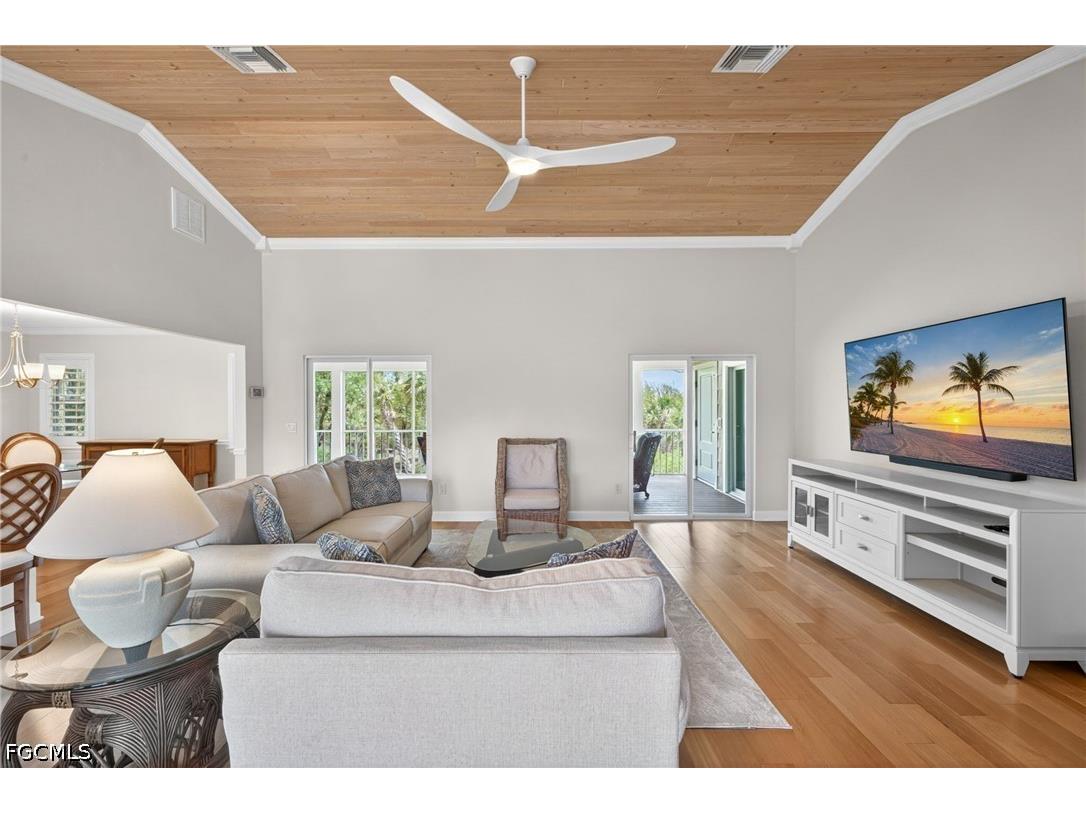 928 Pepper Tree Place Sanibel FL 33957 2026023786 image7
