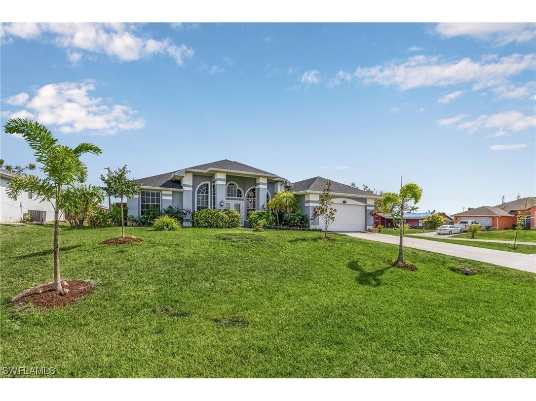 928 SW 30th Terrace Cape Coral FL 33914 223032032 image1