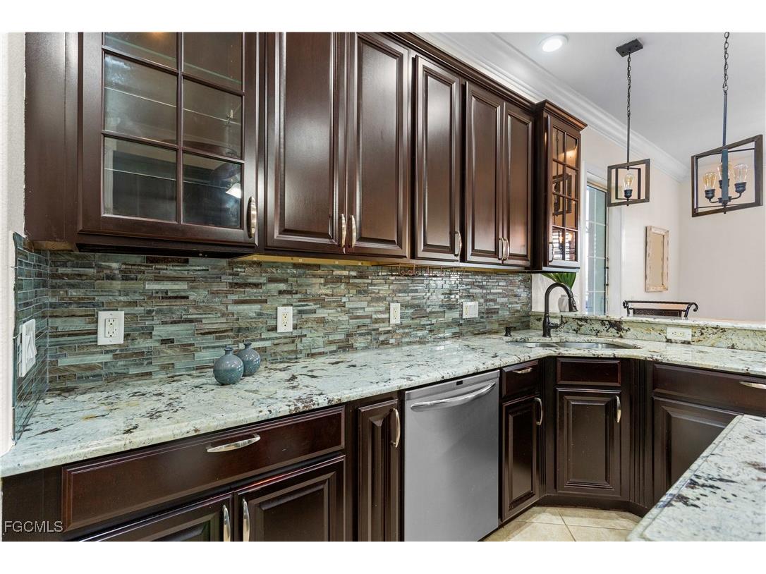 928 SW 36th Terrace Cape Coral FL 33914 2025015965 image22