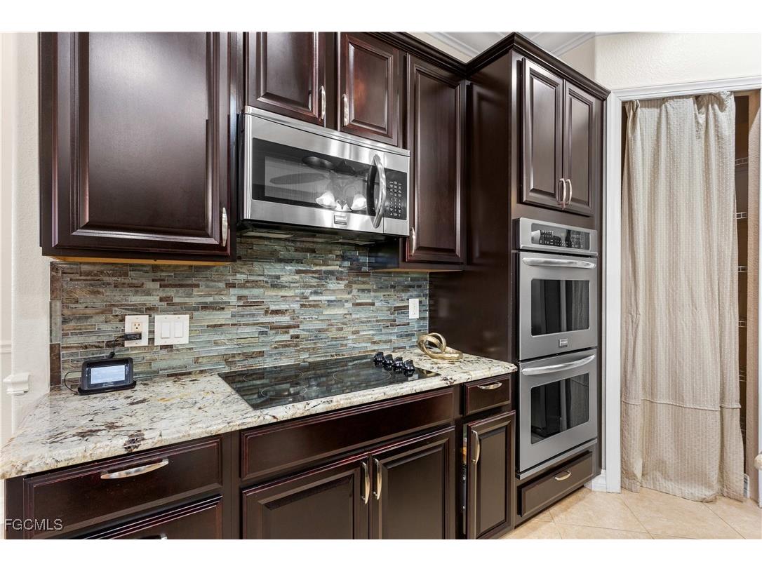 928 SW 36th Terrace Cape Coral FL 33914 2025015965 image23