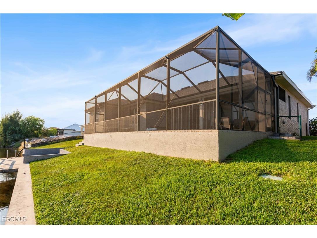 928 SW 36th Terrace Cape Coral FL 33914 2025015965 image29