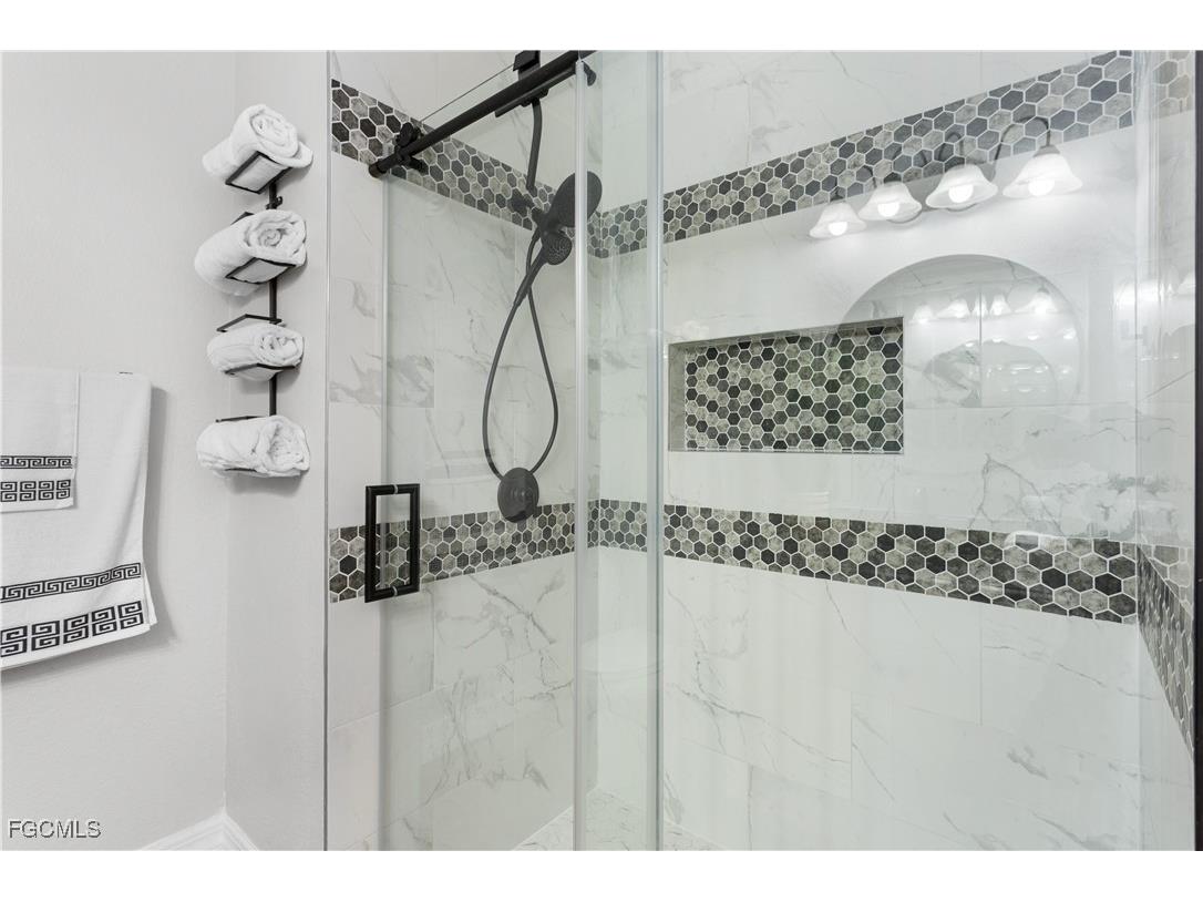 928 SW 36th Terrace Cape Coral FL 33914 2025015965 image37