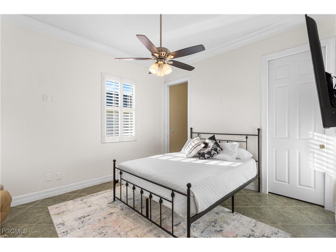 928 SW 36th Terrace Cape Coral FL 33914 2025015965 image39