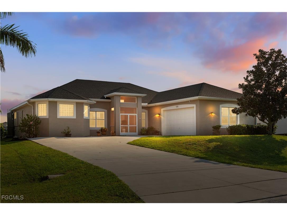 928 SW 36th Terrace Cape Coral FL 33914 2025015965 image4