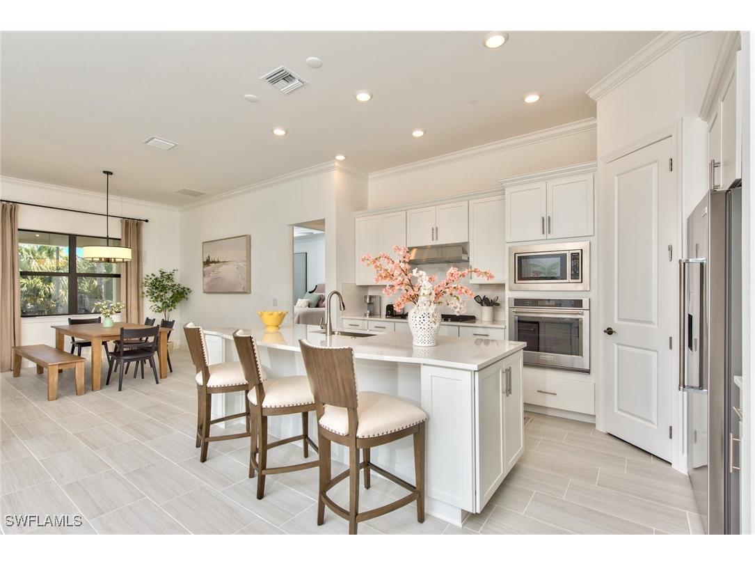 9280 Cormorant Drive Naples FL 34120 225067947 image6