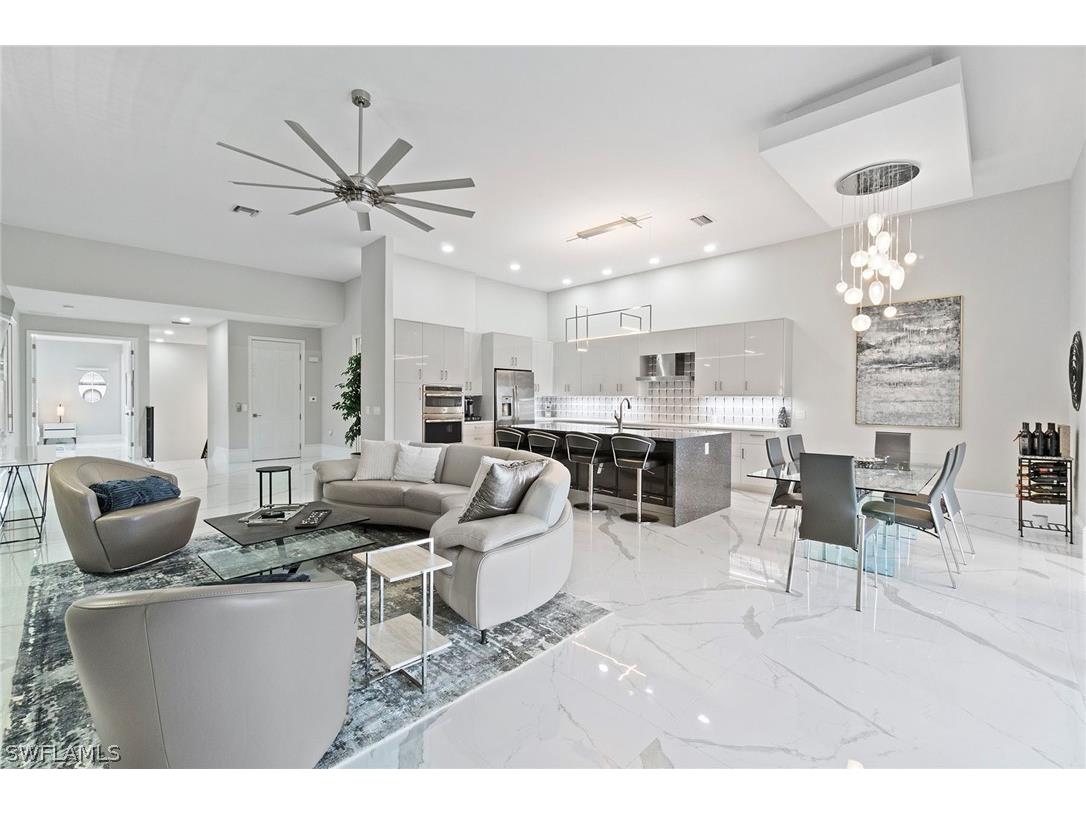 9281 Triana Terrace #4 Fort Myers FL 33912 226011777 image3