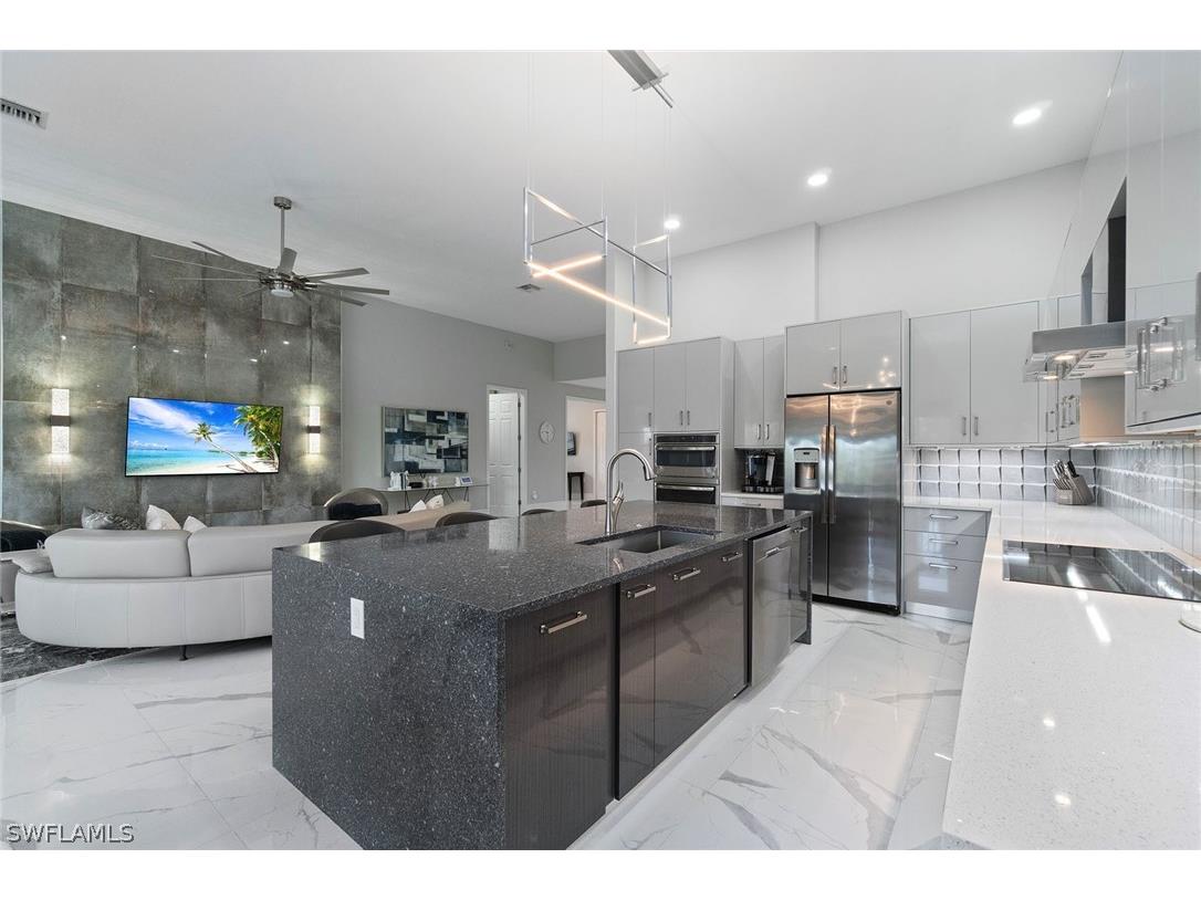 9281 Triana Terrace #4 Fort Myers FL 33912 226011777 image5
