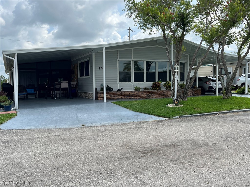9282 Desoto Drive North Fort Myers FL 33903 223048957 image1