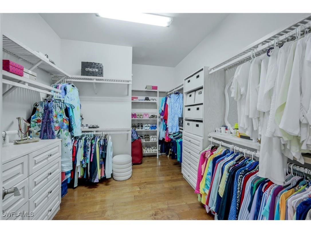 9282 Quarry Drive Naples FL 34120 225034631 image18