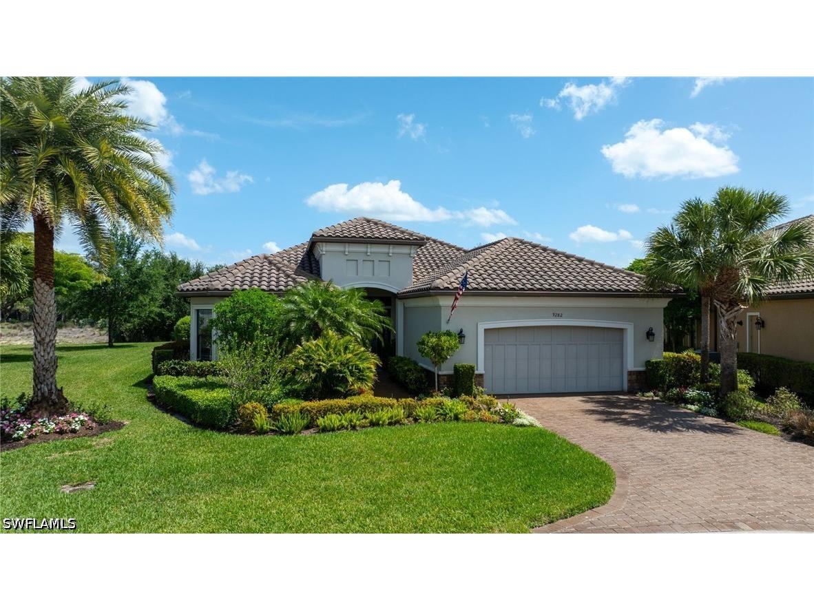 9282 Rialto Lane Naples FL 34119 226016012 image4