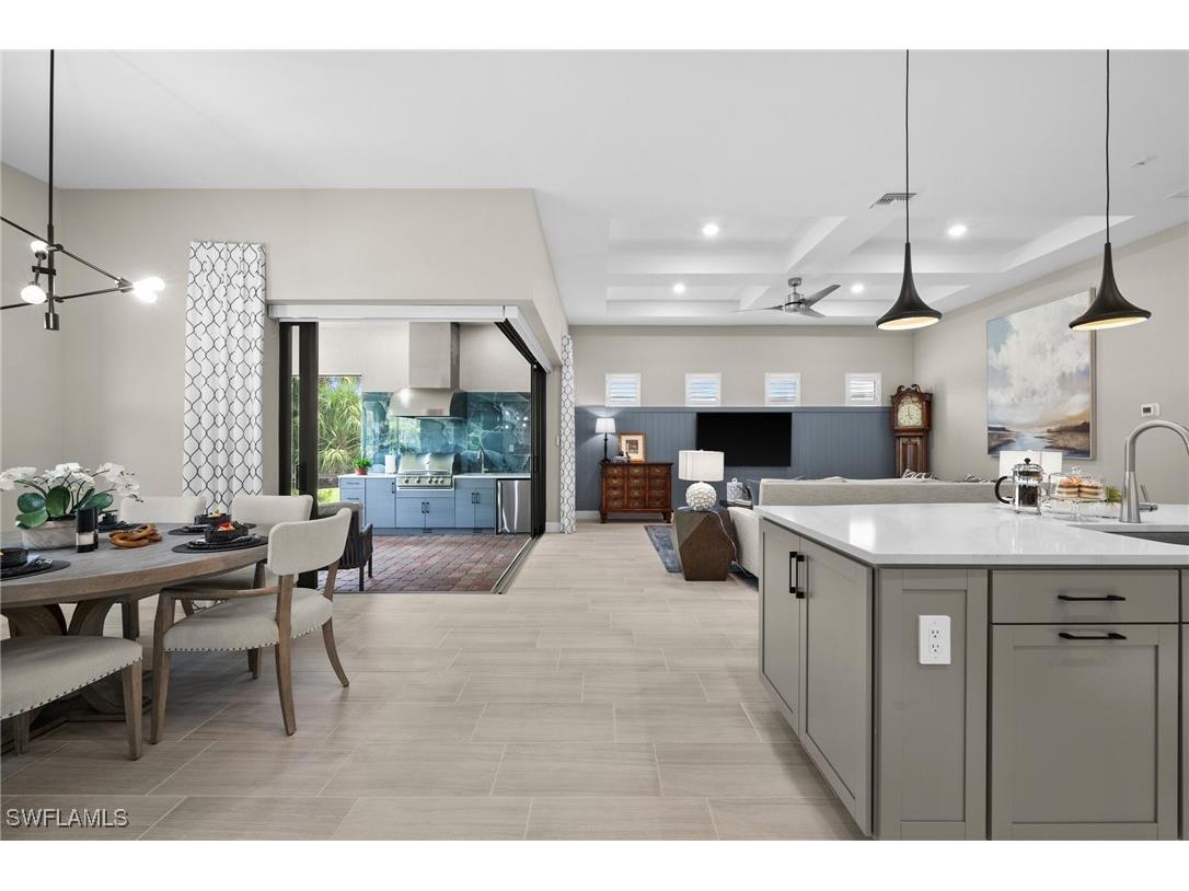 9284 Cormorant Drive Naples FL 34120 225077720 image10