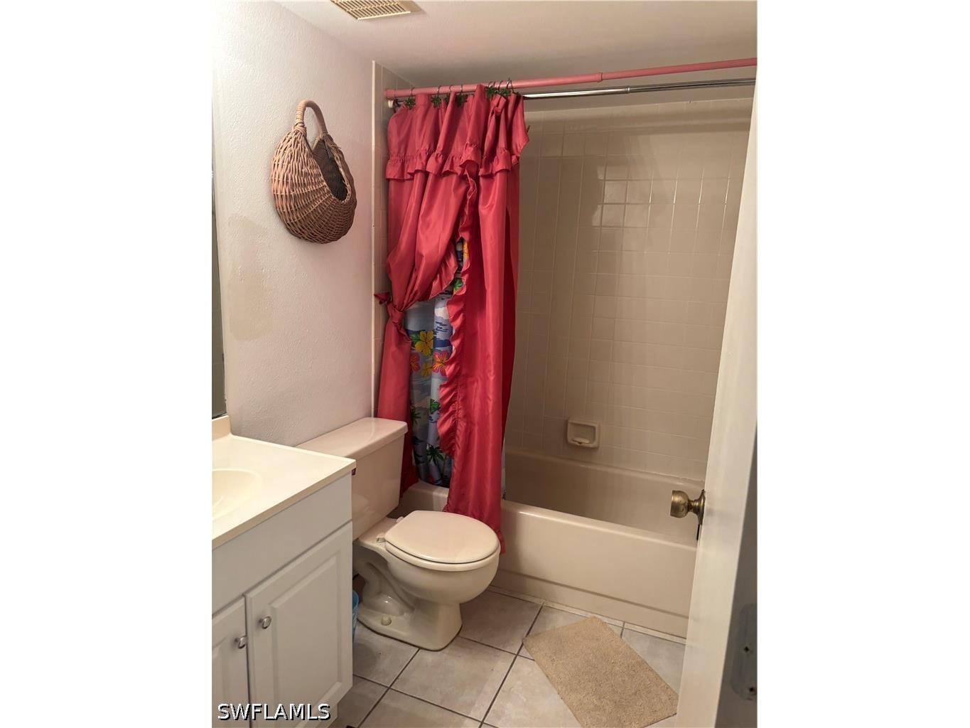 9285 Lake Park Drive #101 Fort Myers FL 33919 226024030 image18