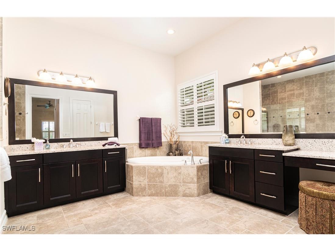 9287 Chiasso Cove Court Naples FL 34114 225081132 image10