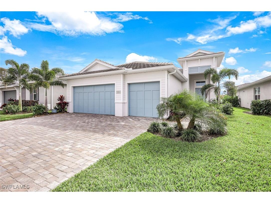 9288 Cayman Drive Naples FL 34114 224072199 image1