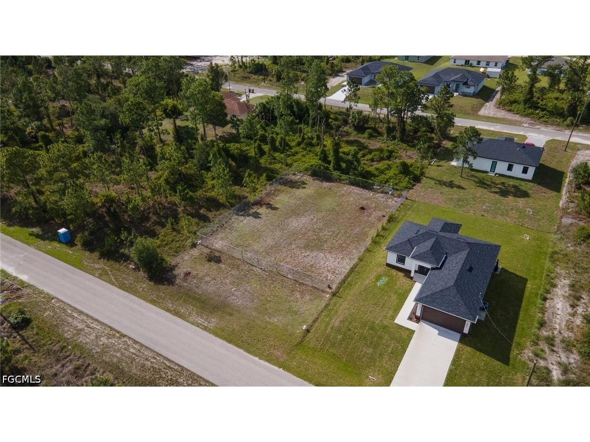 929 Danube Street Lehigh Acres FL 33974 2026026455 image2