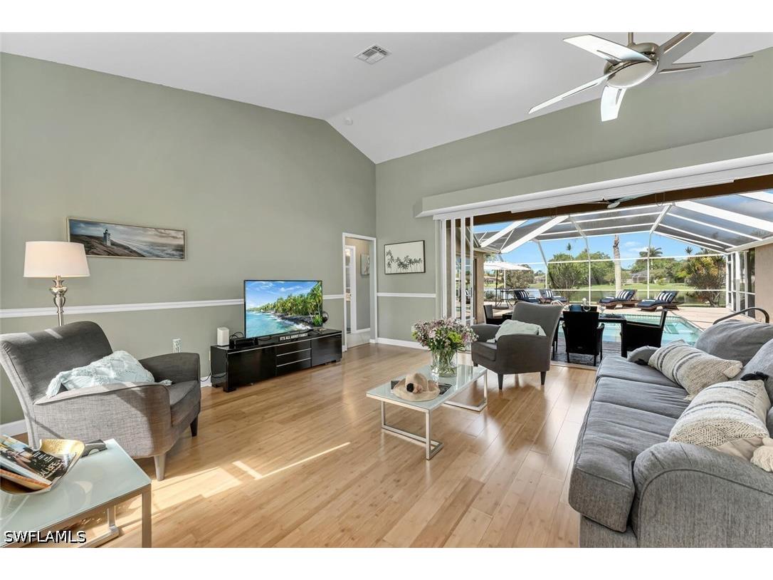 929 Marble Drive Naples FL 34104 226020389 image4