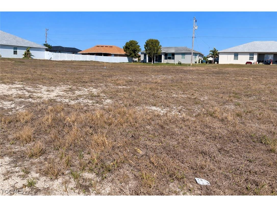 929 Nelson Road N Cape Coral FL 33993 2026012517 image4