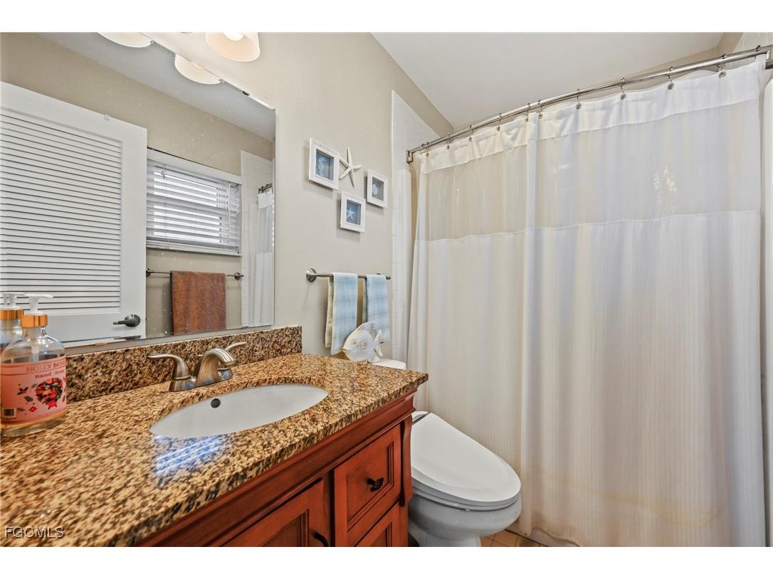 9290 Lake Park Drive #201 Fort Myers FL 33919 2026005378 image14