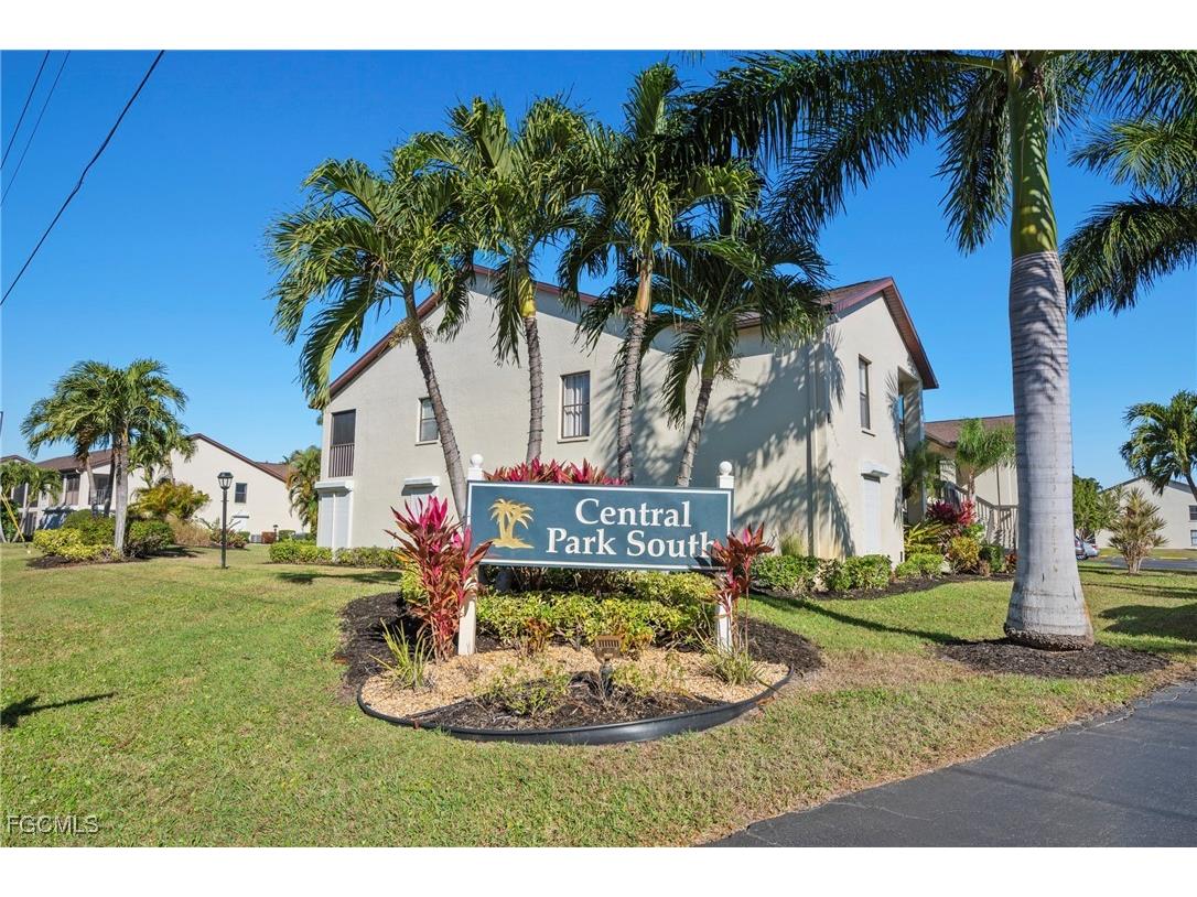9290 Lake Park Drive #201 Fort Myers FL 33919 2026005378 image25