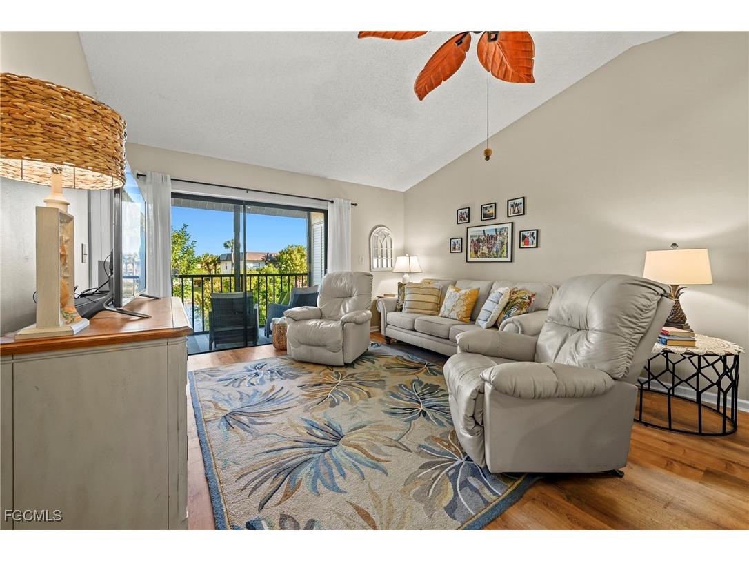 9290 Lake Park Drive #201 Fort Myers FL 33919 2026005378 image8