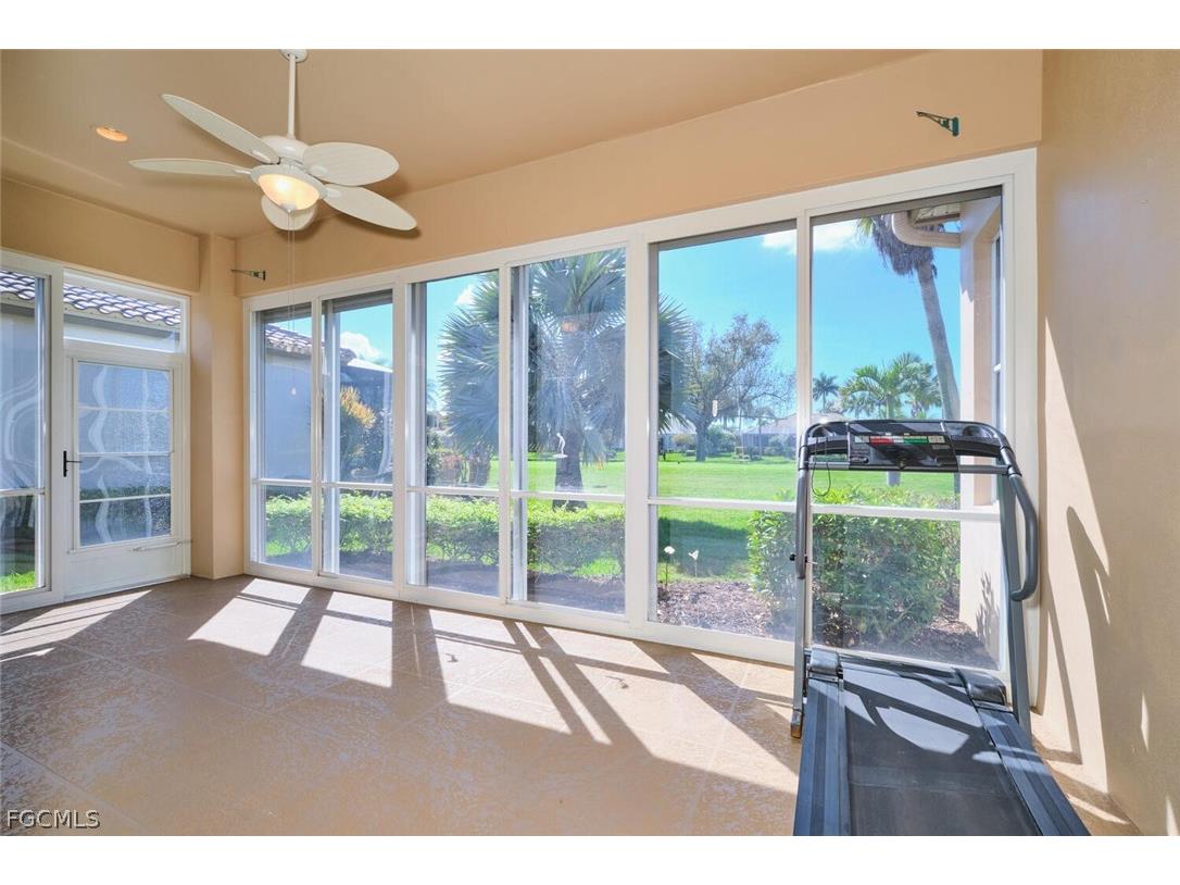 9293 Garden Pointe Fort Myers FL 33908 2026012125 image3