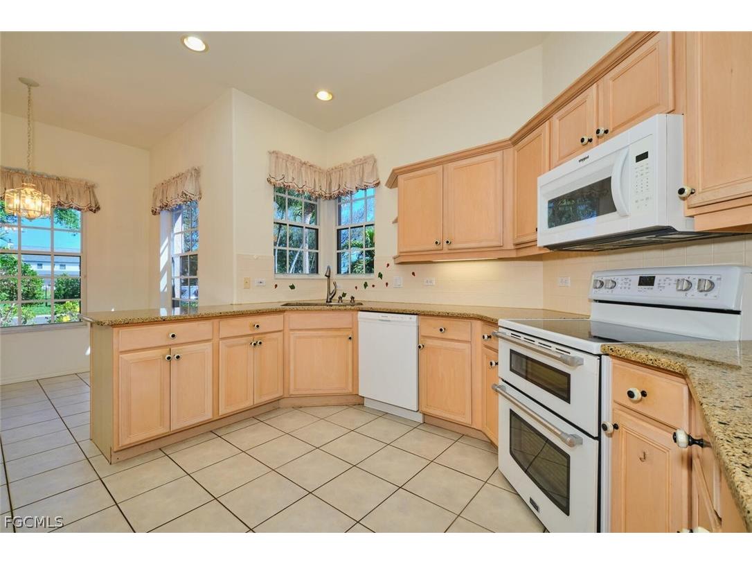 9293 Garden Pointe Fort Myers FL 33908 2026012125 image30