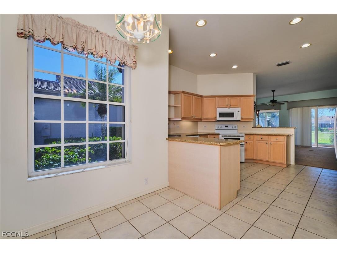 9293 Garden Pointe Fort Myers FL 33908 2026012125 image34