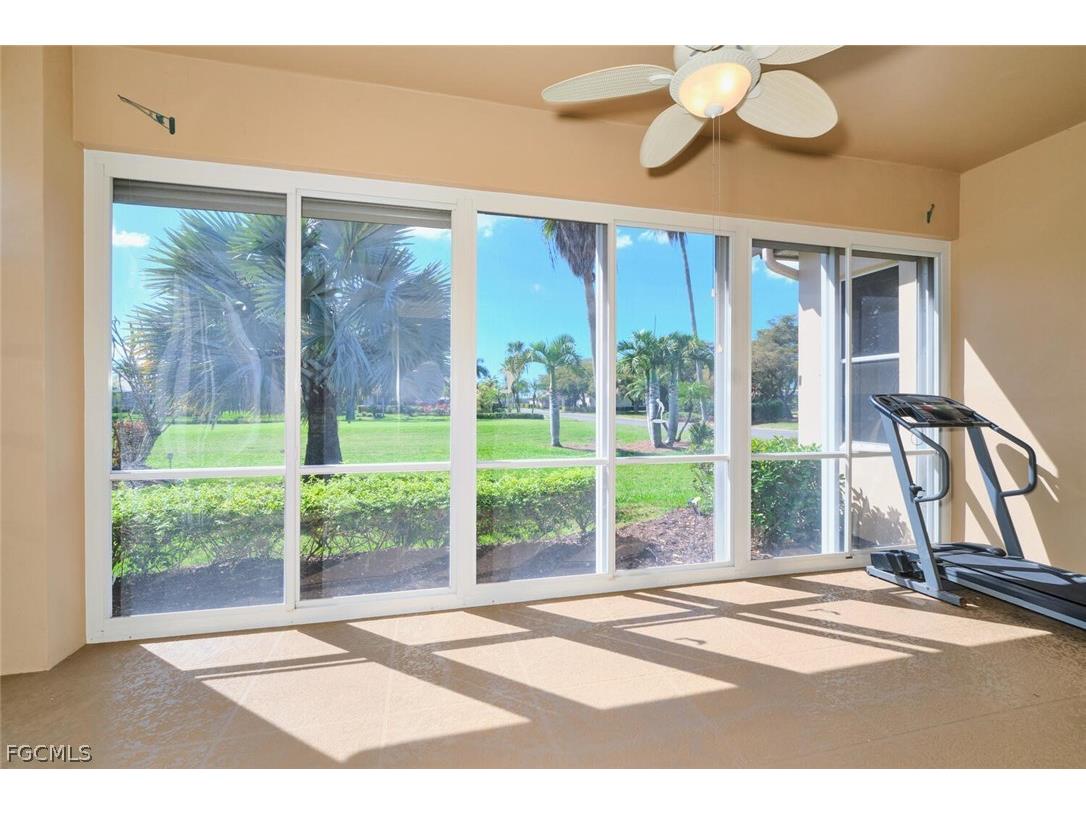 9293 Garden Pointe Fort Myers FL 33908 2026012125 image4