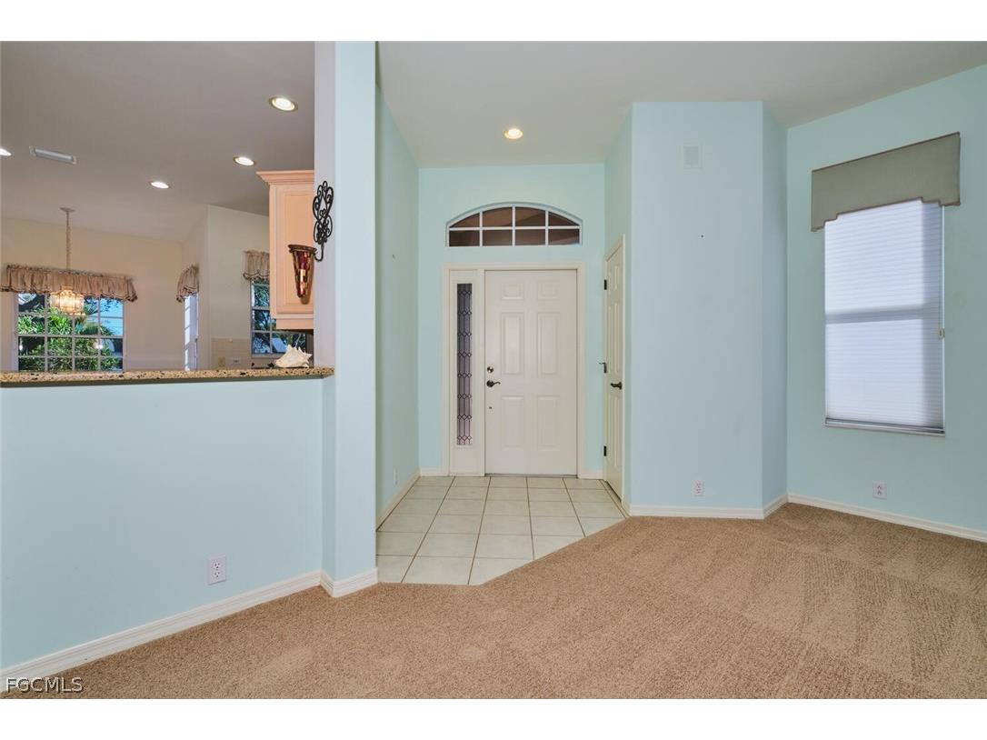 9293 Garden Pointe Fort Myers FL 33908 2026012125 image8