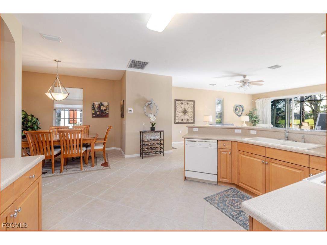 9295 Aviano Drive Fort Myers FL 33913 2025022037 image10
