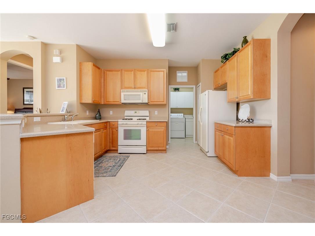 9295 Aviano Drive Fort Myers FL 33913 2025022037 image4