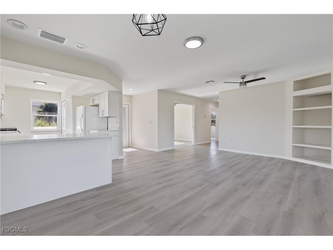 9297 Kincaid Court Sanibel FL 33957 2025006486 image20