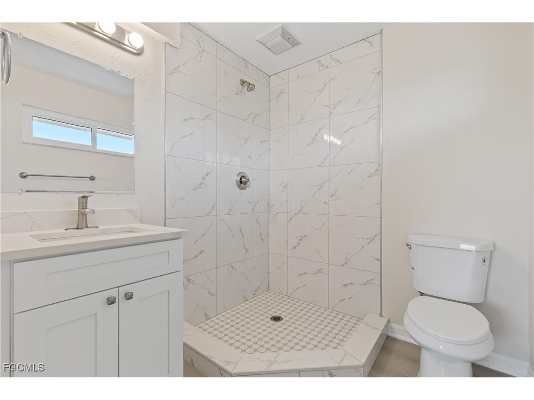 9297 Kincaid Court Sanibel FL 33957 2025006486 image26