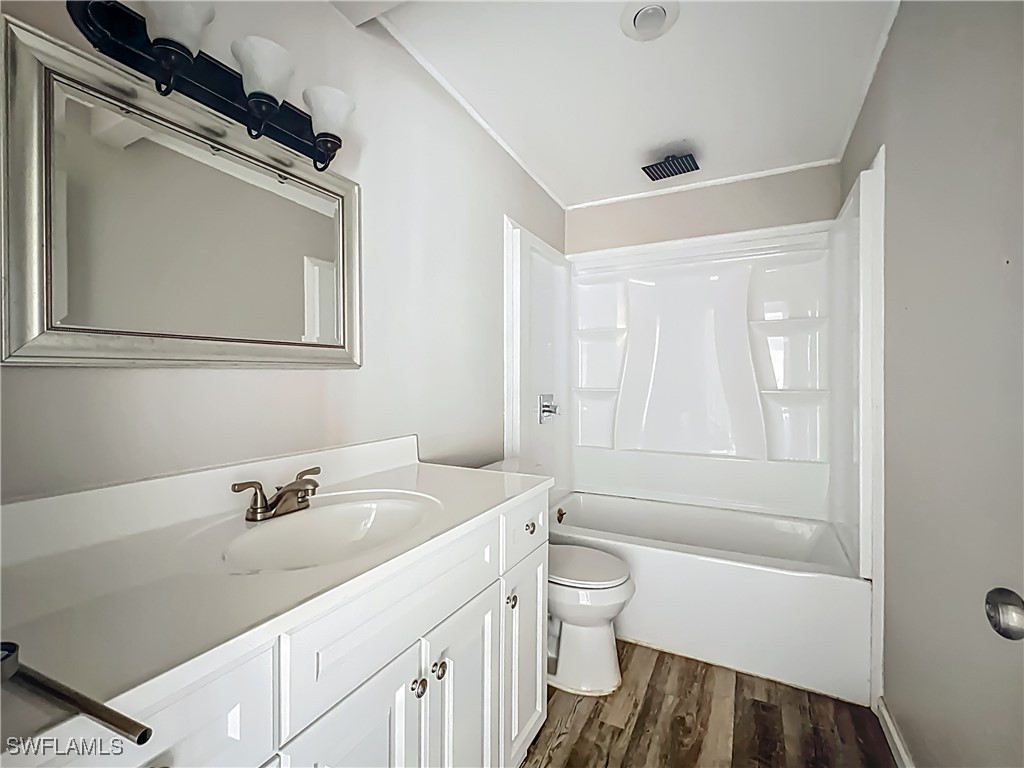 93 E Mariana Avenue North Fort Myers FL 33917 225054086 image22