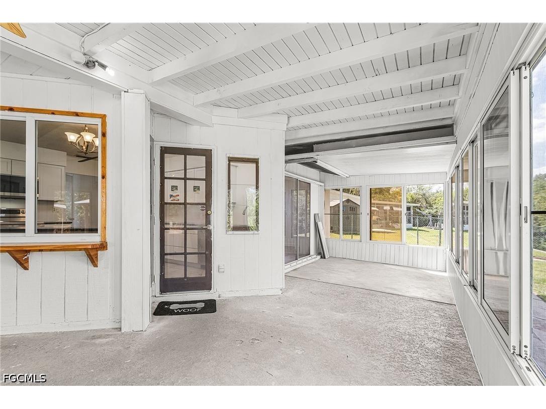 93 Glenmont Drive W North Fort Myers FL 33917 2026017251 image19