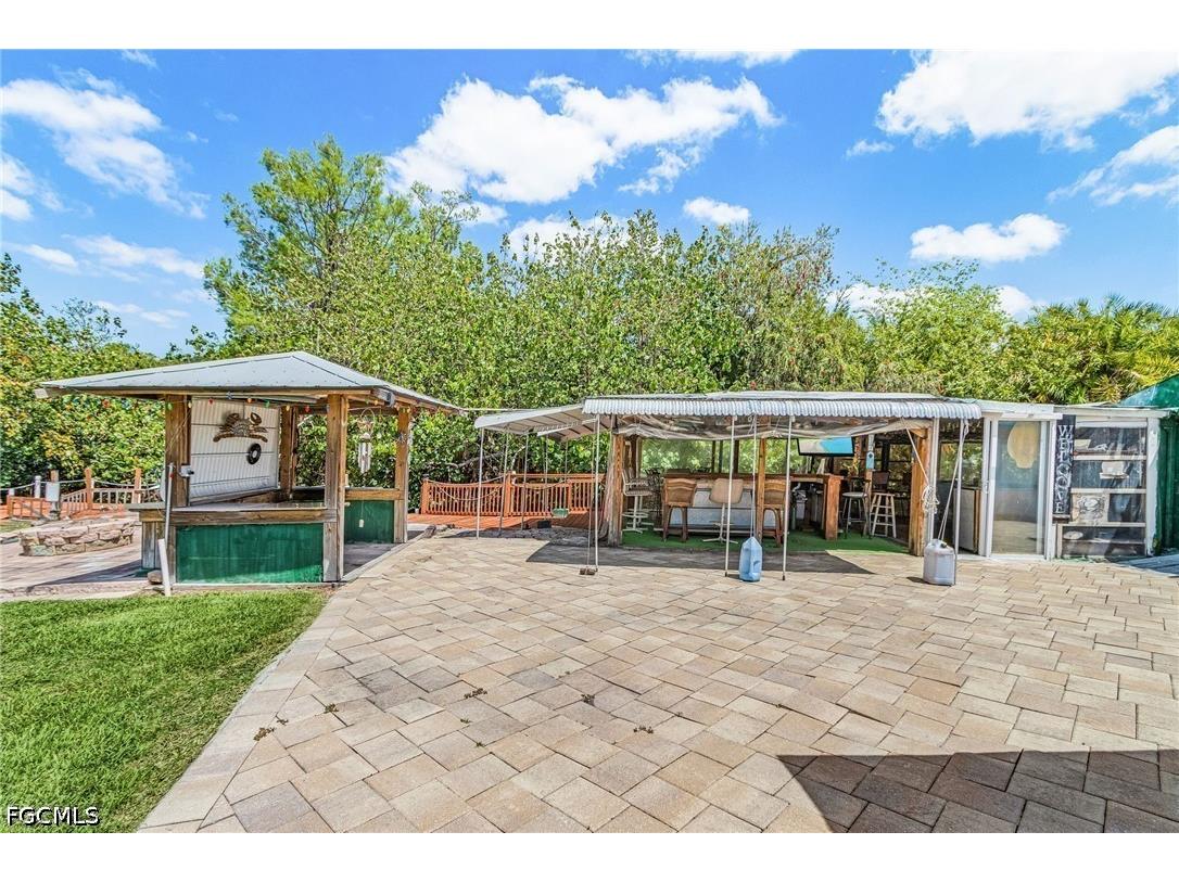 93 Glenmont Drive W North Fort Myers FL 33917 2026017251 image22
