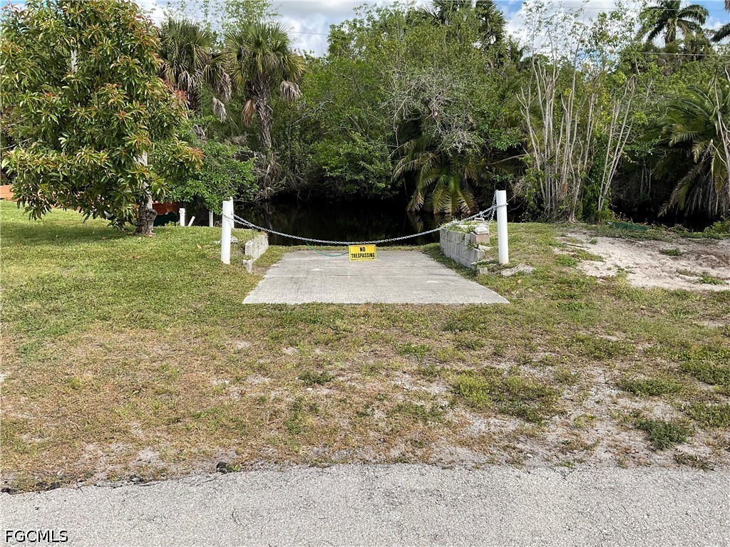 93 Glenmont Drive W North Fort Myers FL 33917 2026017251 image36